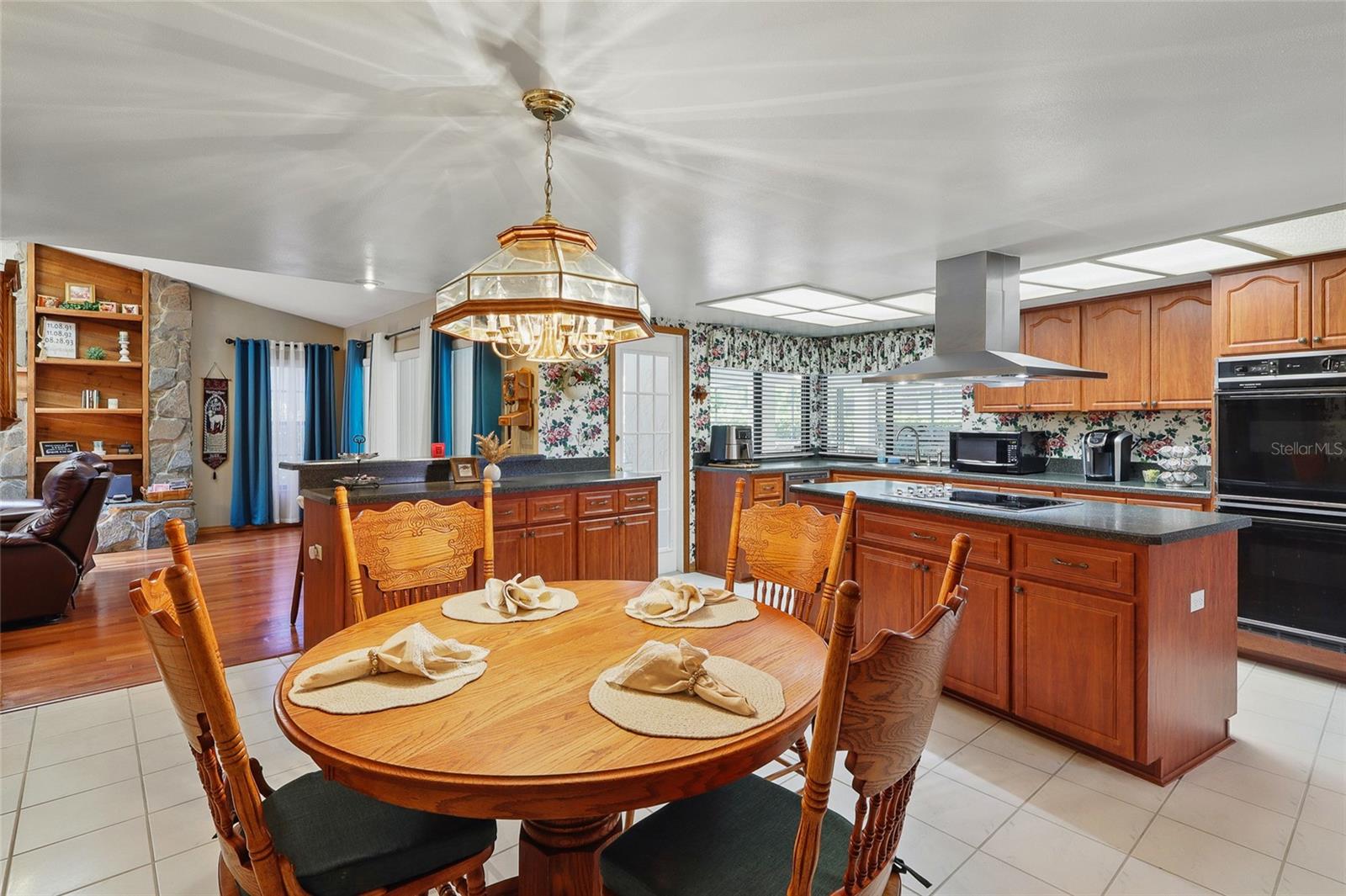 Image 20 of 35 For 14168 Fennsbury Drive