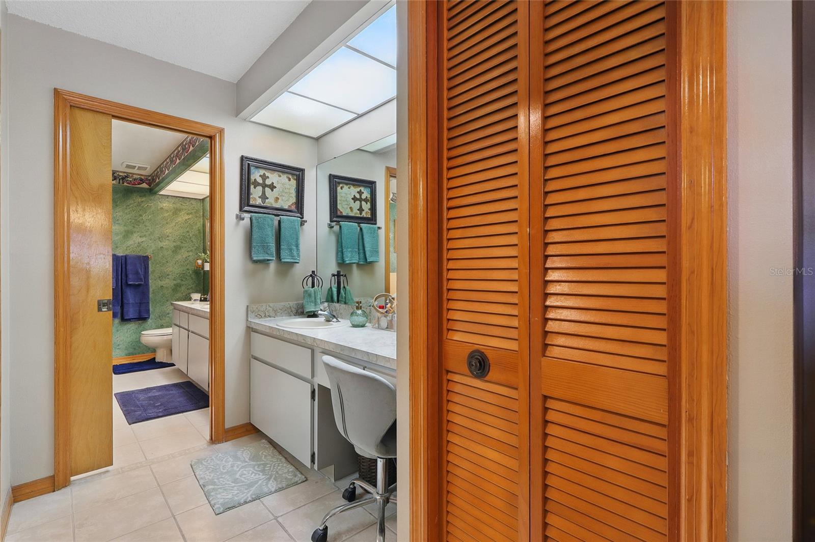 Image 27 of 35 For 14168 Fennsbury Drive