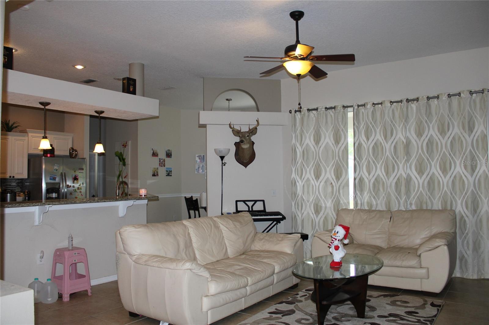 Image 2 of 8 For 4657 Parkway Boulevard