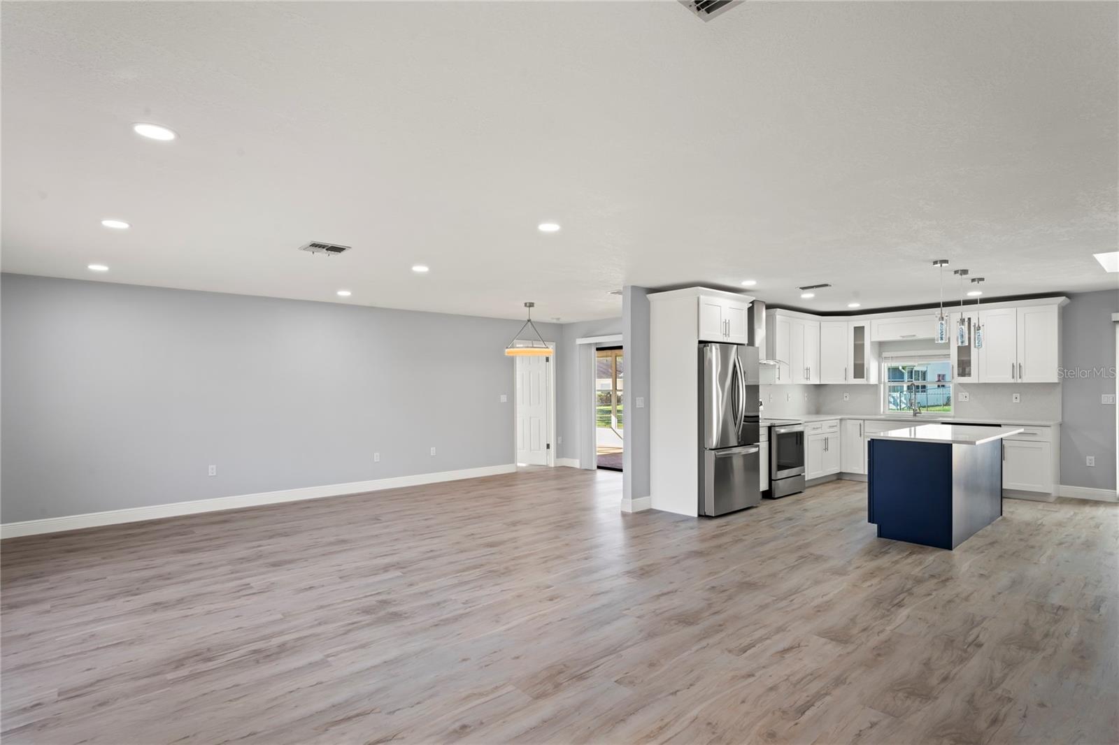 Image 2 of 36 For 8312 Roxboro Drive