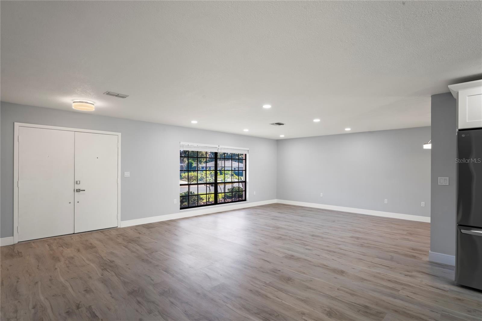 Image 3 of 36 For 8312 Roxboro Drive