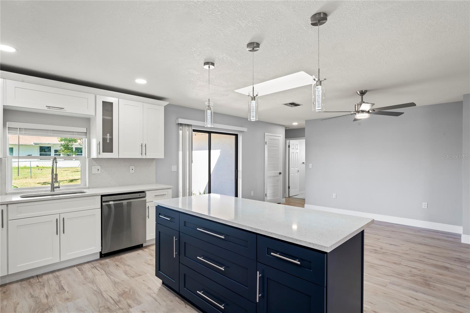 Image 7 of 36 For 8312 Roxboro Drive