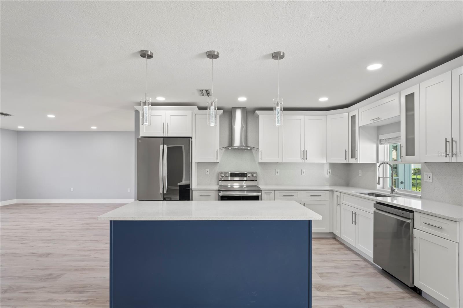 Image 9 of 36 For 8312 Roxboro Drive