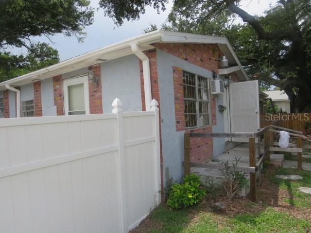 Image 4 of 9 For 1785 42nd Street S