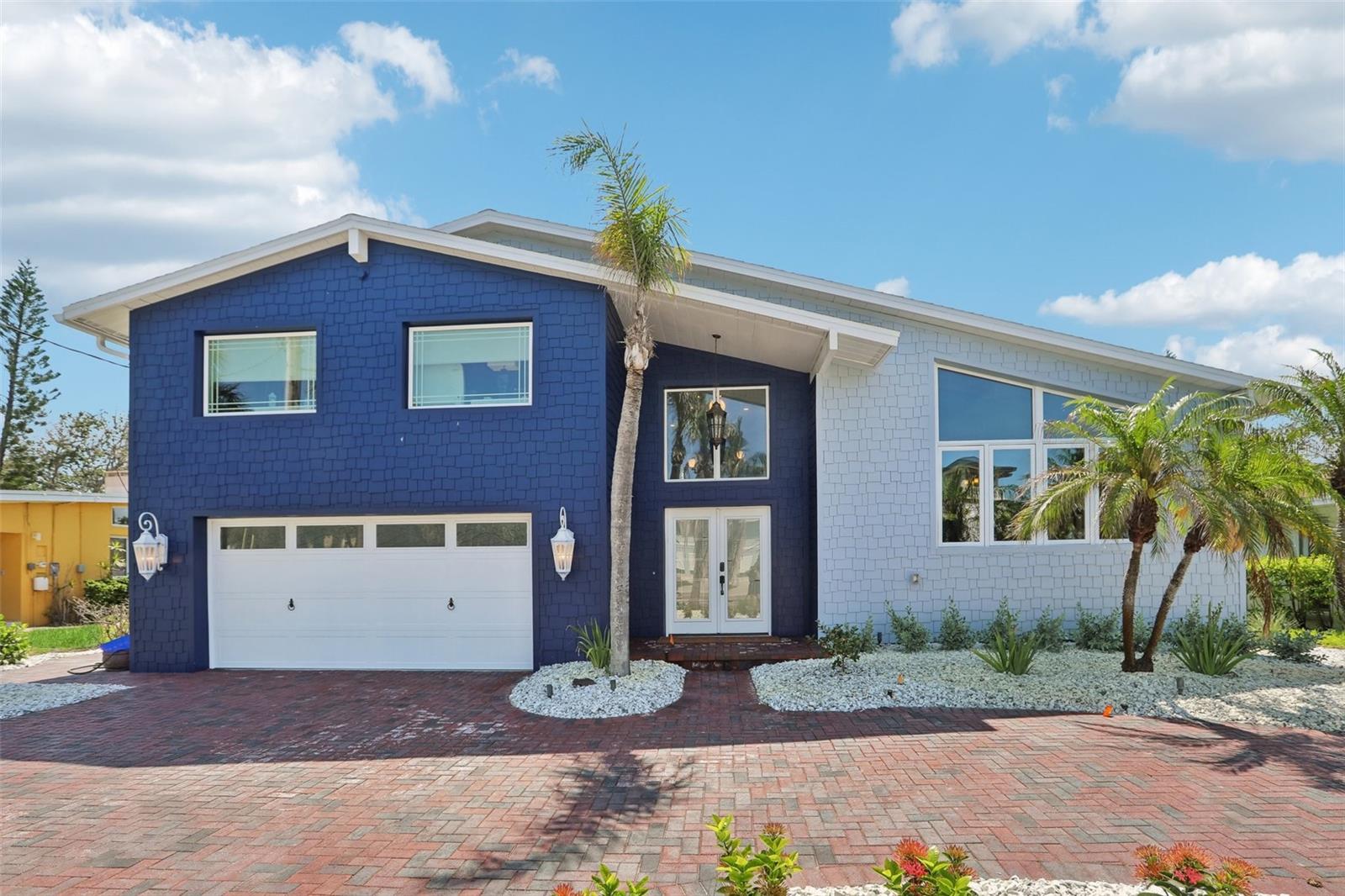 Image 3 of 65 For 931 Gulf Boulevard