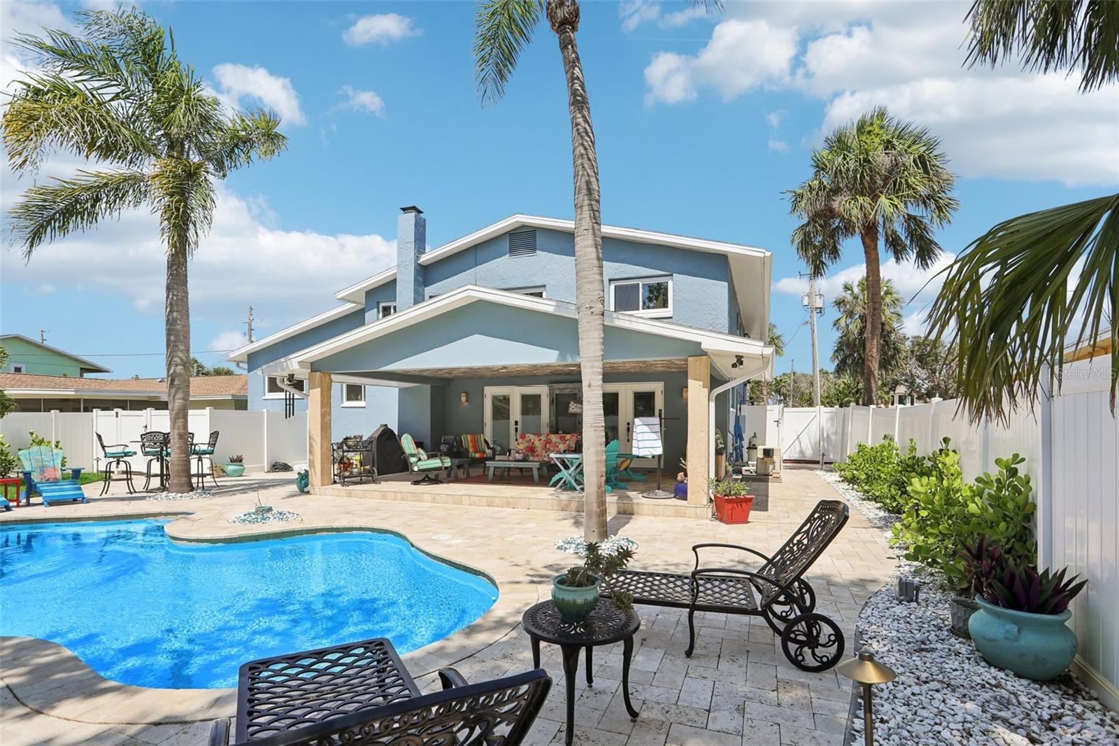 Image 43 of 65 For 931 Gulf Boulevard