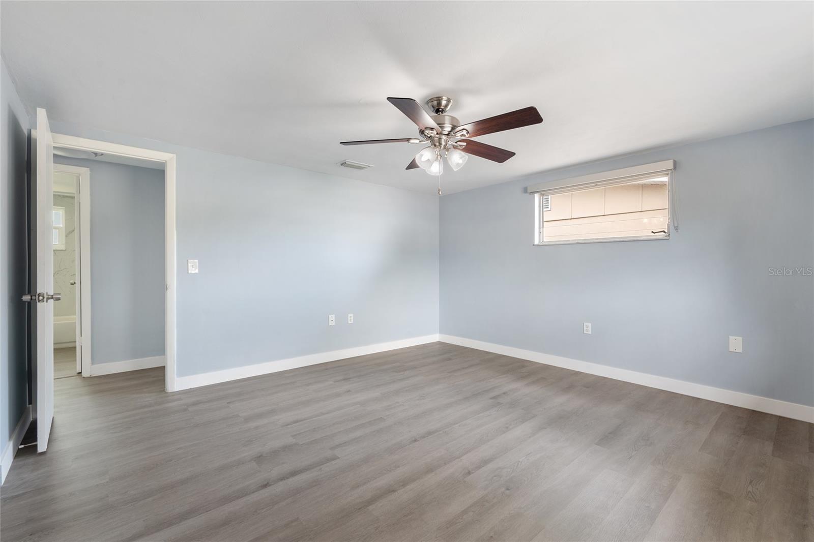 Image 14 of 27 For 5027 Overton Drive