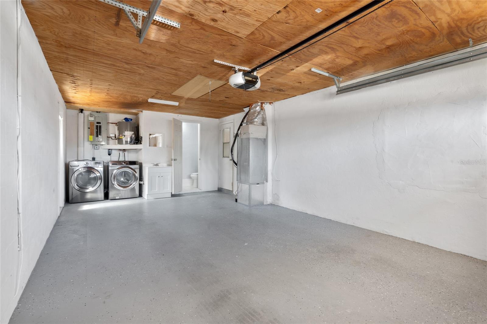 Image 18 of 27 For 5027 Overton Drive