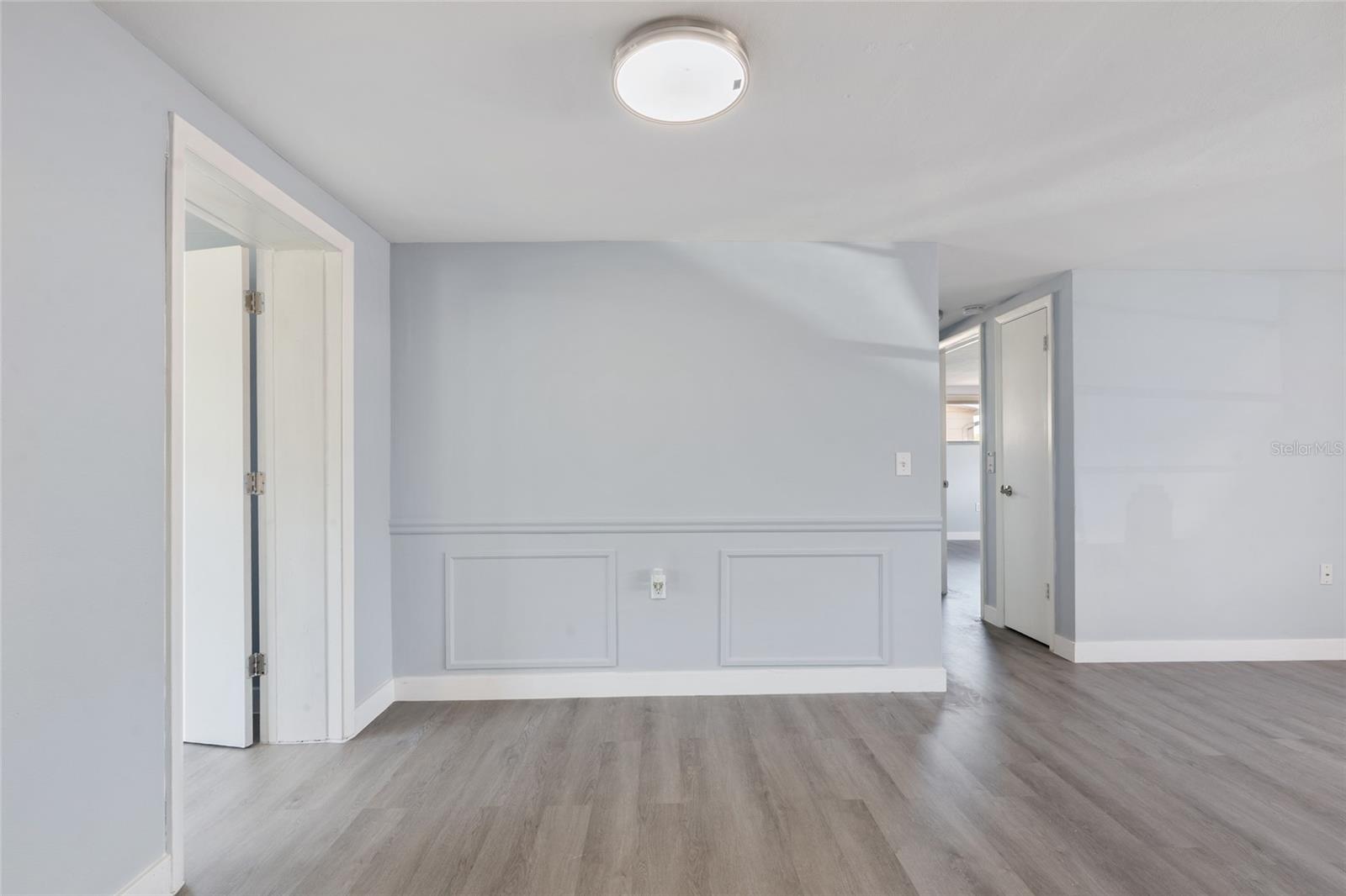 Image 8 of 27 For 5027 Overton Drive