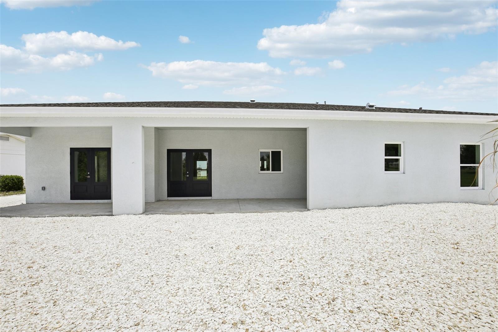 Image 30 of 32 For 718 Desert Hills Way