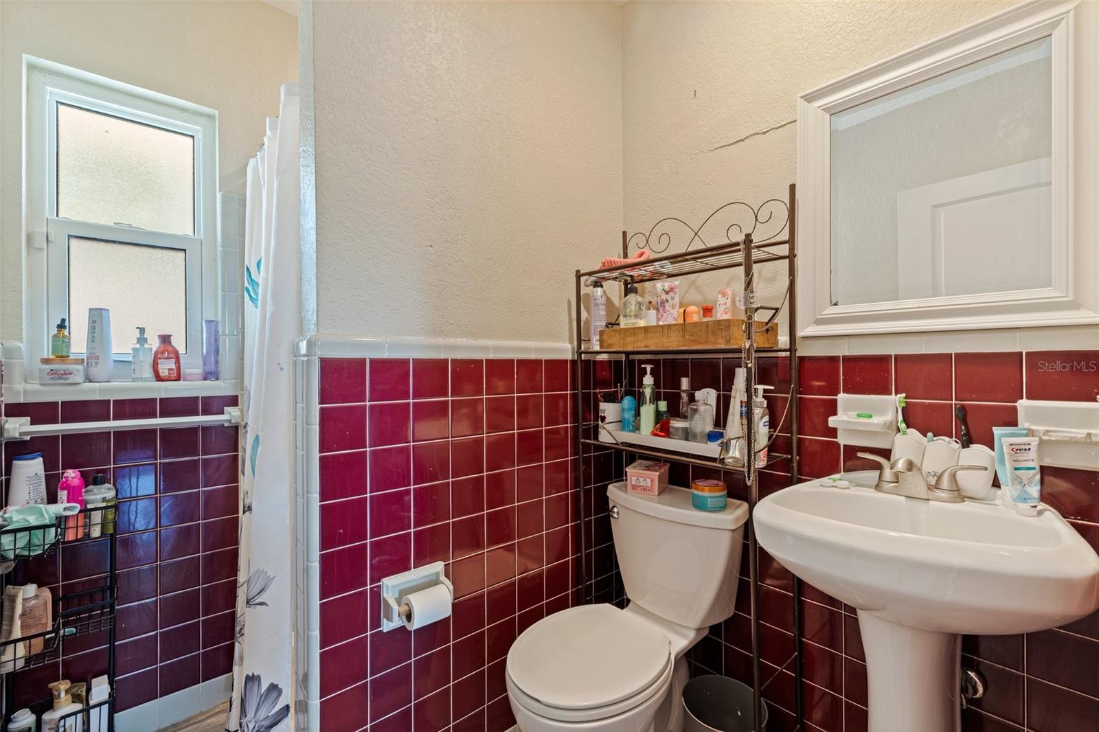 Image 23 of 34 For 5201 108th Street N