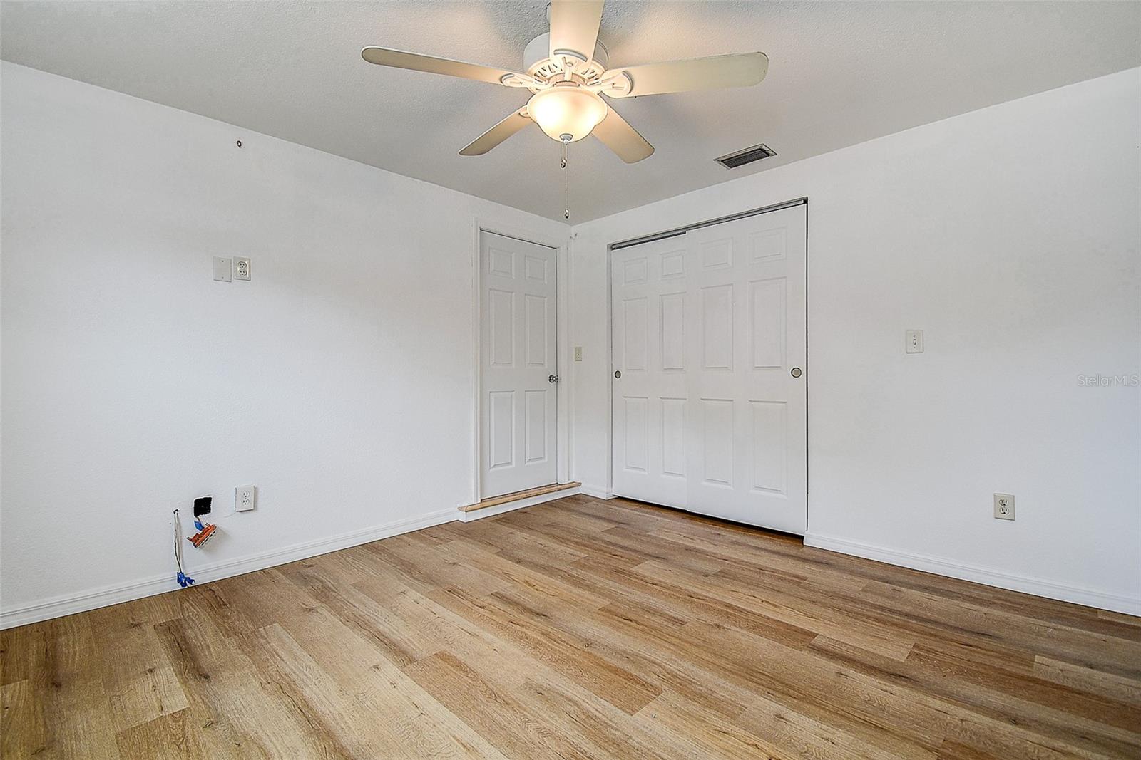 Image 23 of 44 For 5672 62nd Way N