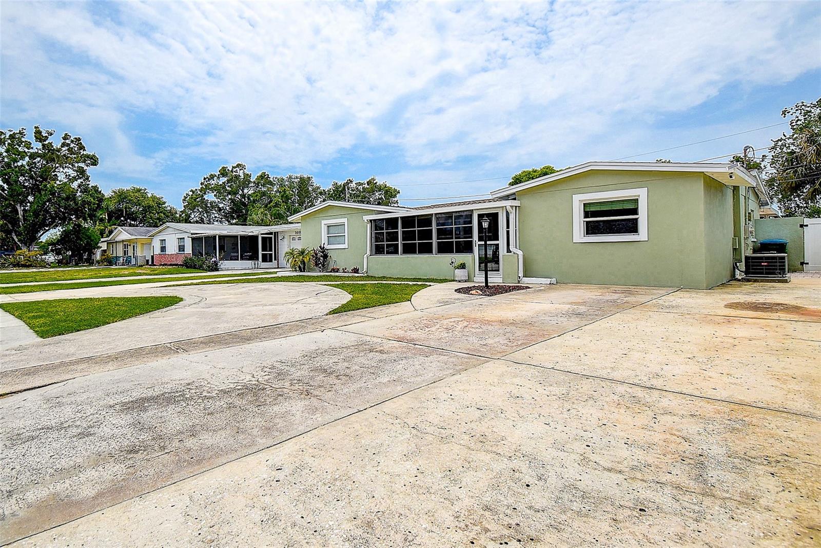 Image 40 of 44 For 5672 62nd Way N
