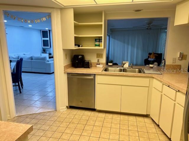 Image 22 of 30 For 2101 Gulf Boulevard