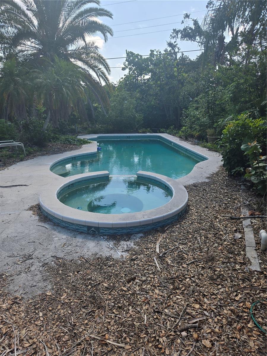 Image 4 of 21 For 1831 Pasadena Drive