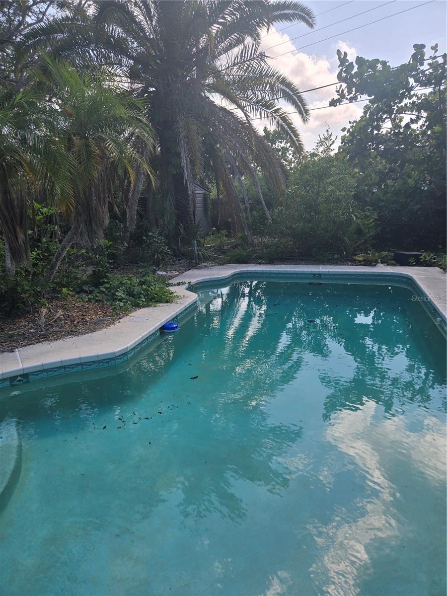 Image 6 of 21 For 1831 Pasadena Drive