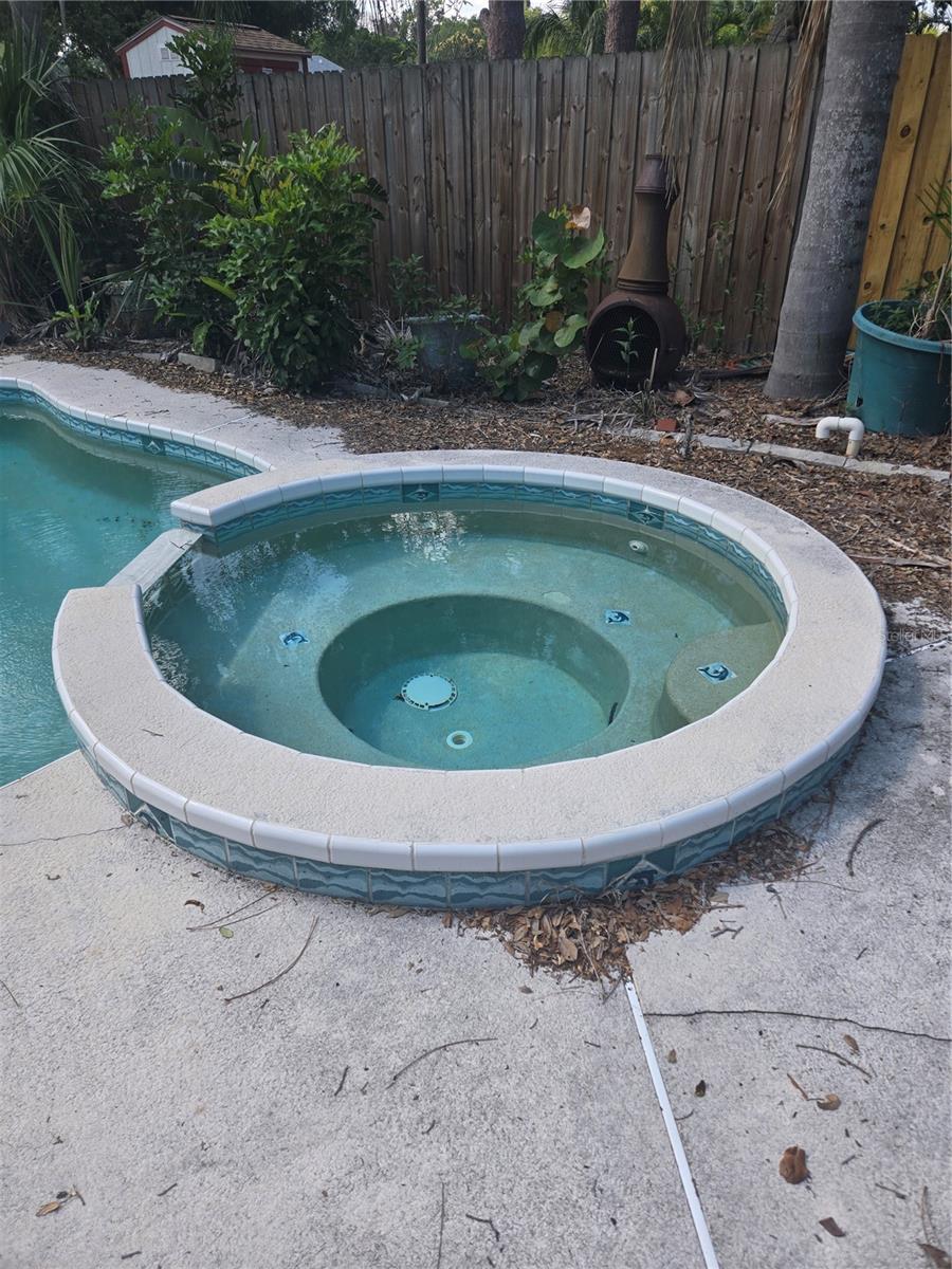 Image 7 of 21 For 1831 Pasadena Drive