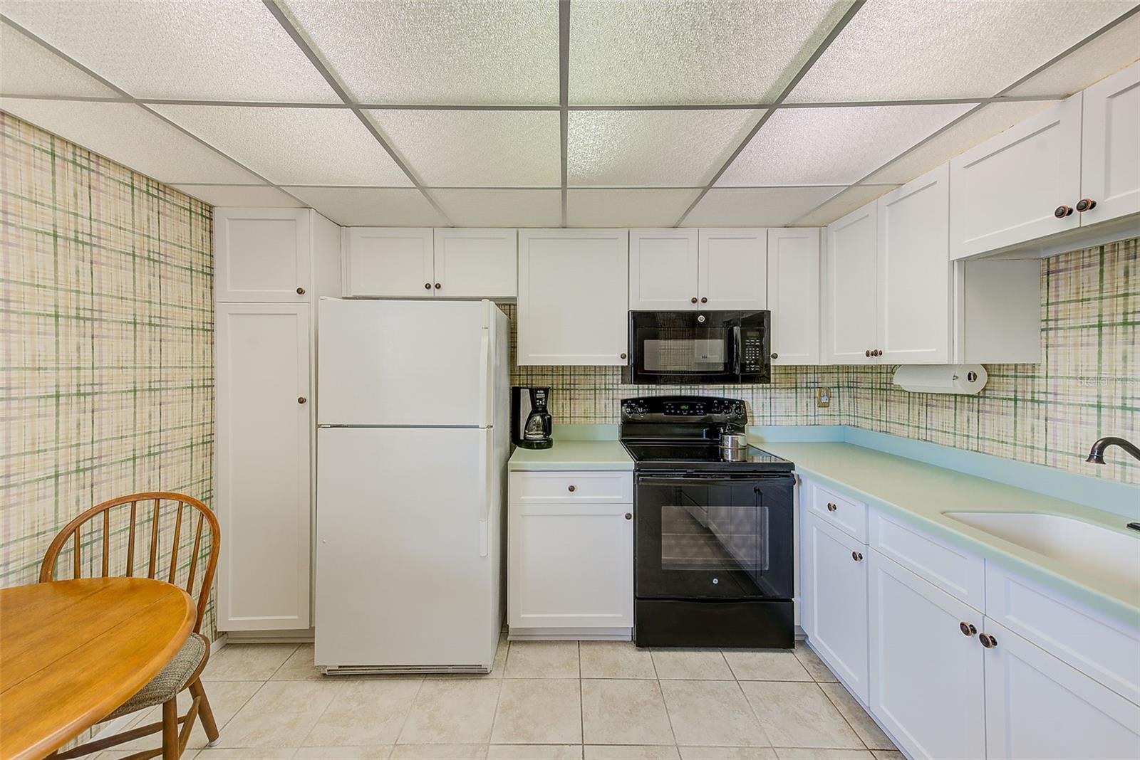 Image 10 of 39 For 14130 Rosemary Lane 4115