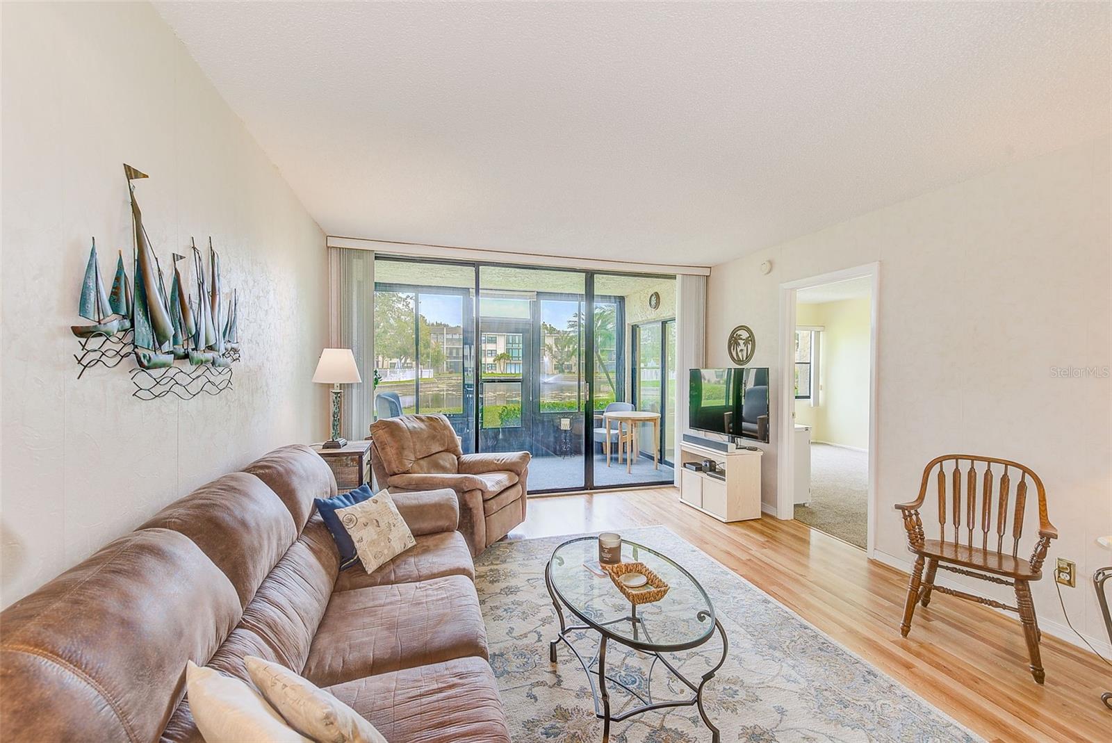 Image 6 of 39 For 14130 Rosemary Lane 4115