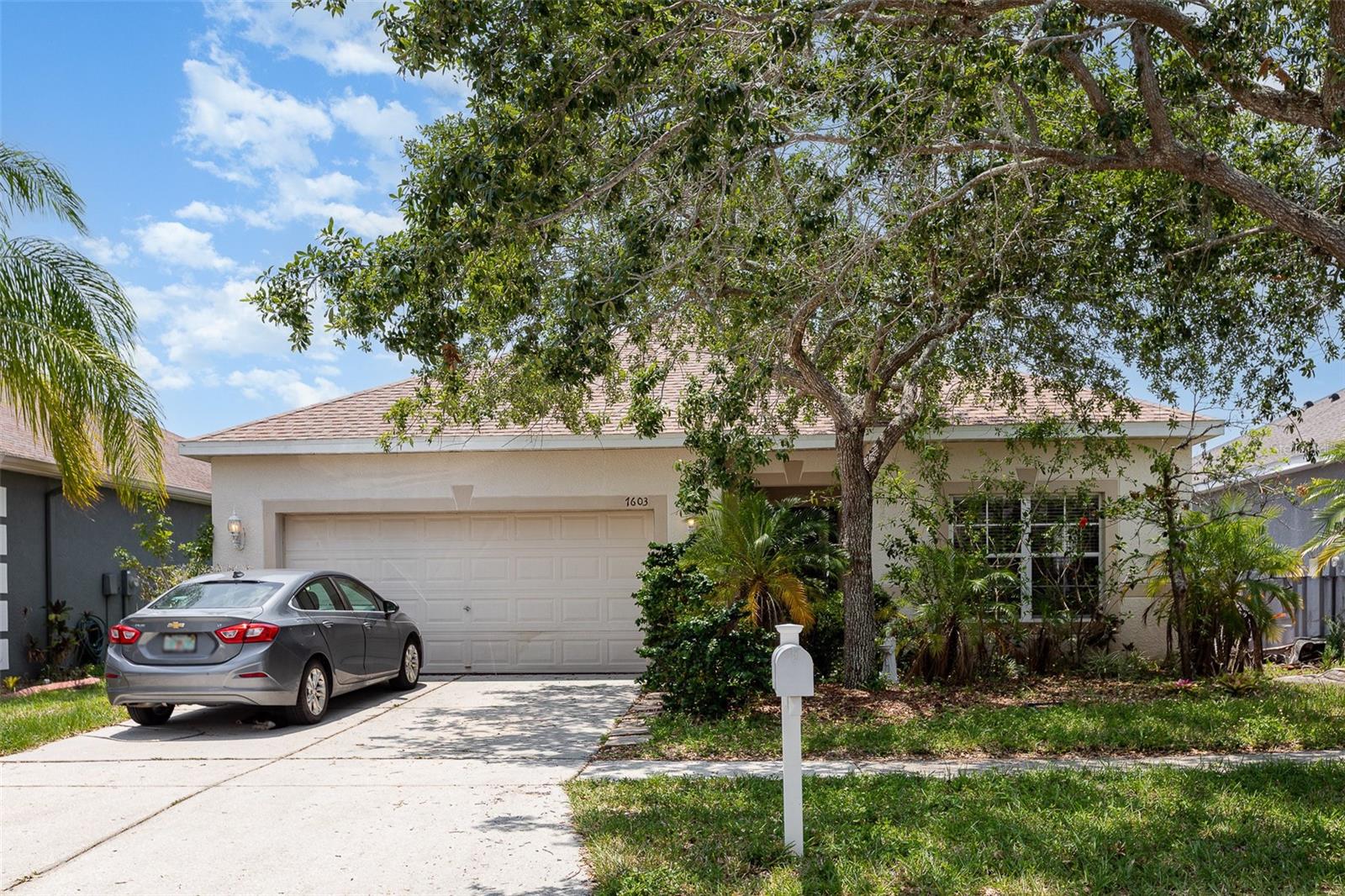 Details for 7603 Wood Violet Drive, GIBSONTON, FL 33534