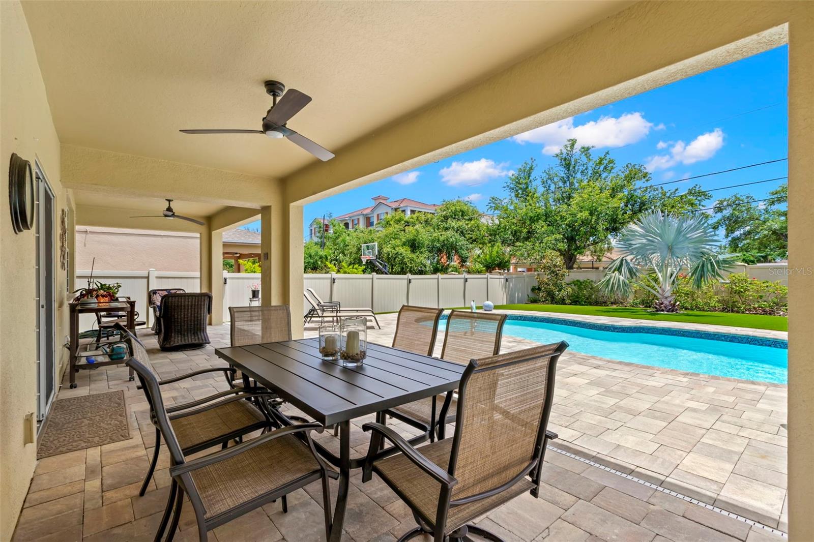 Image 17 of 47 For 10596 Lake Seminole Terrace