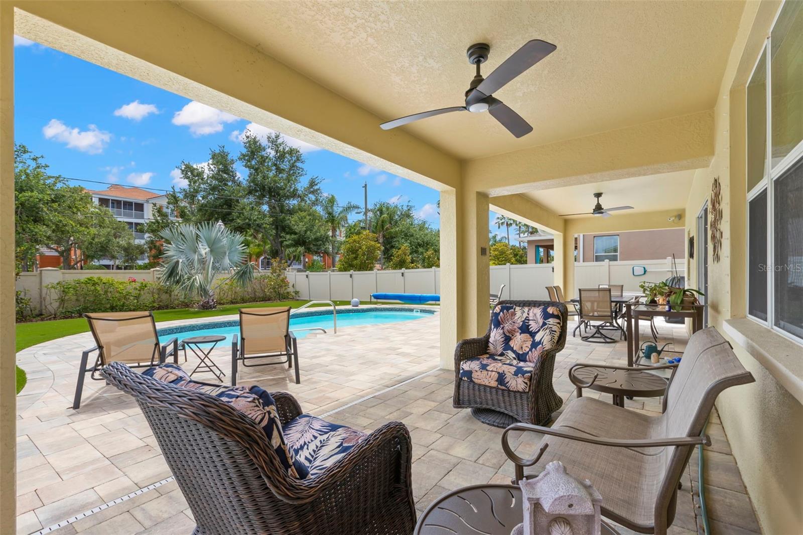 Image 18 of 47 For 10596 Lake Seminole Terrace