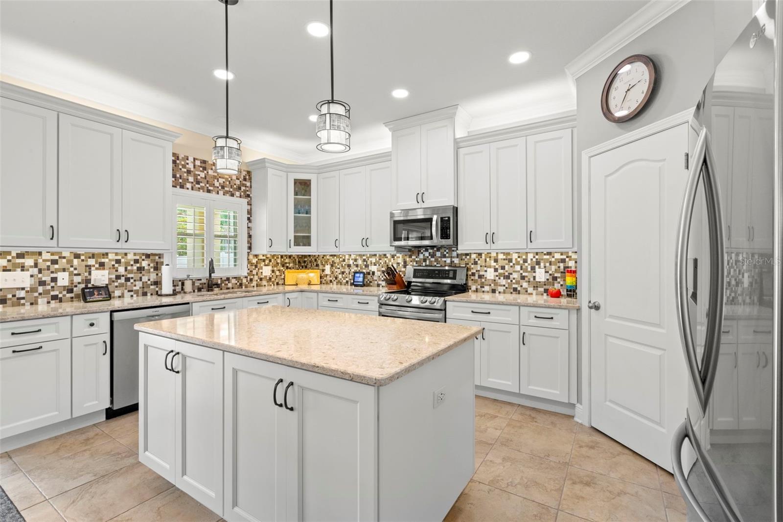 Image 5 of 47 For 10596 Lake Seminole Terrace