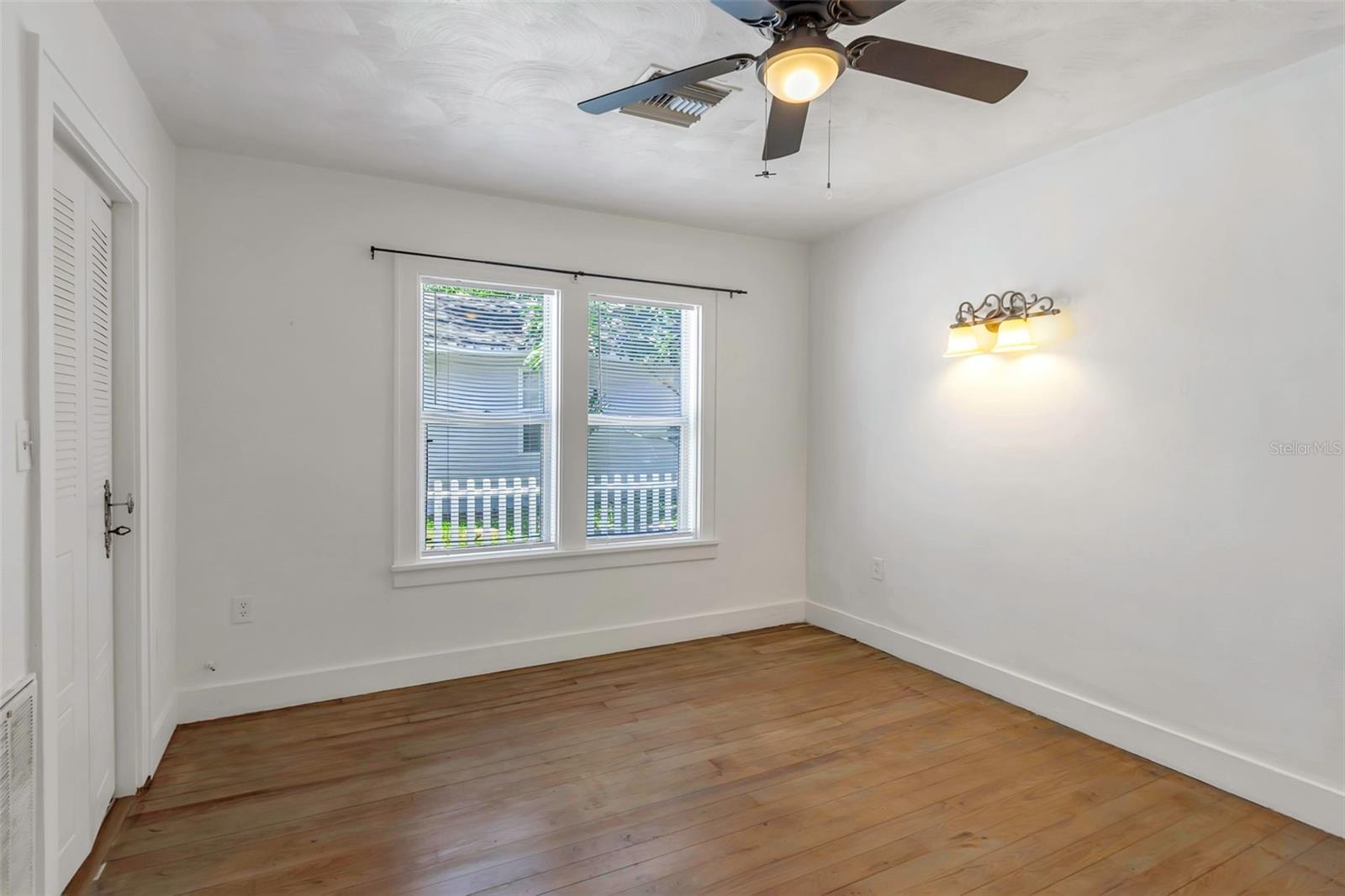 Image 18 of 25 For 646 Wood Street