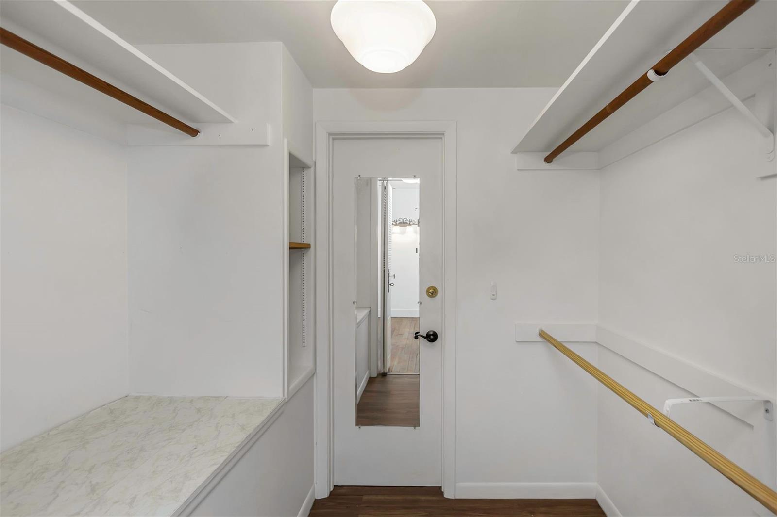 Image 20 of 25 For 646 Wood Street