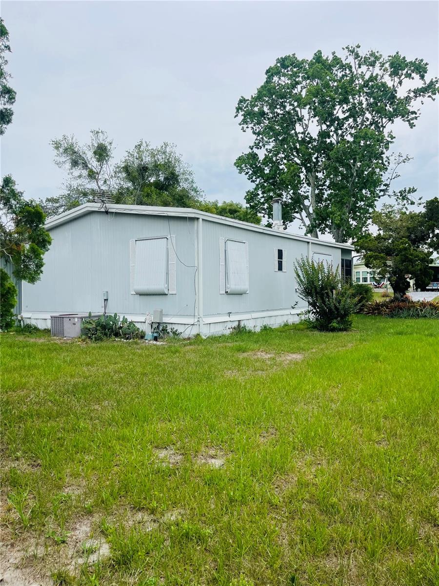 Image 40 of 42 For 14312 Nectarine Street