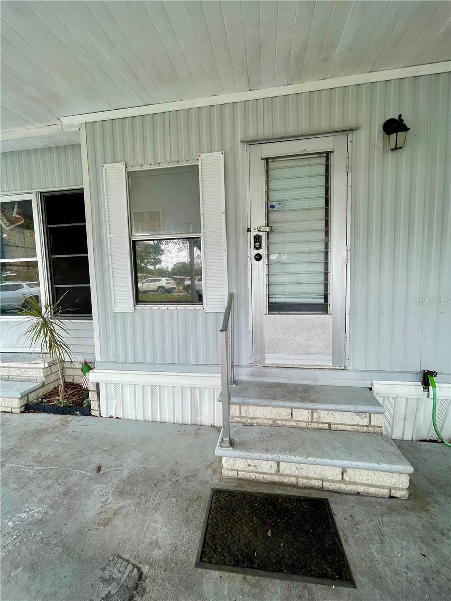 Image 9 of 42 For 14312 Nectarine Street