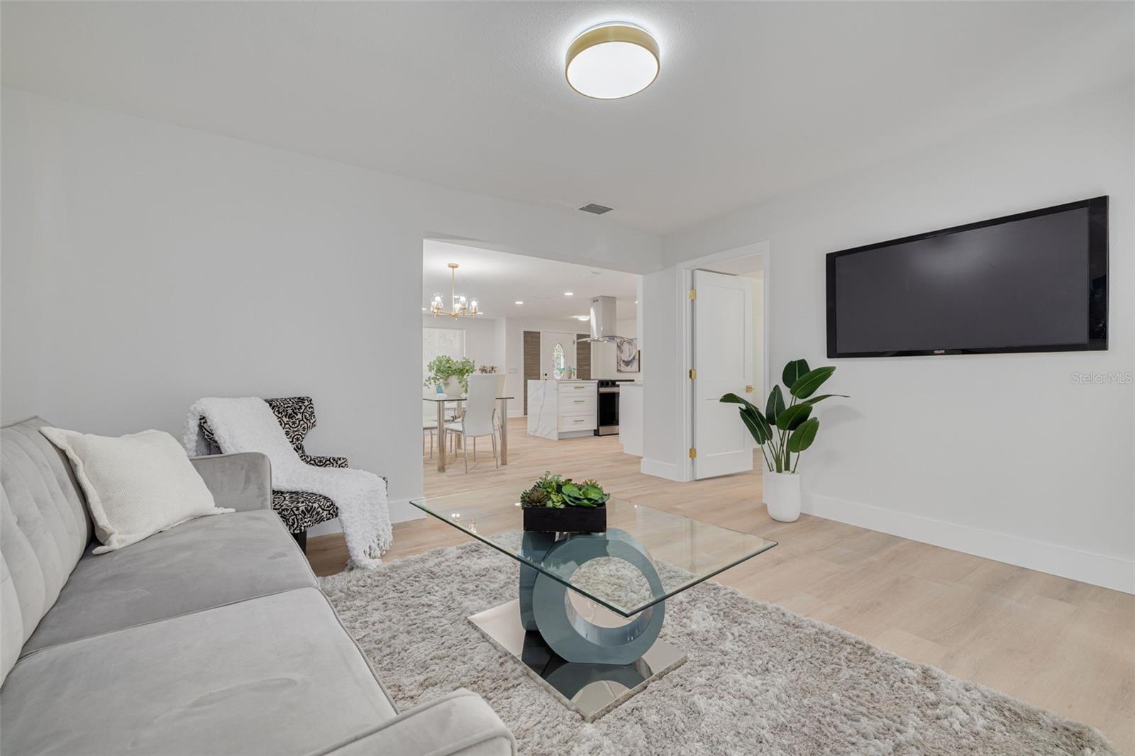 Image 12 of 26 For 11296 115th Street