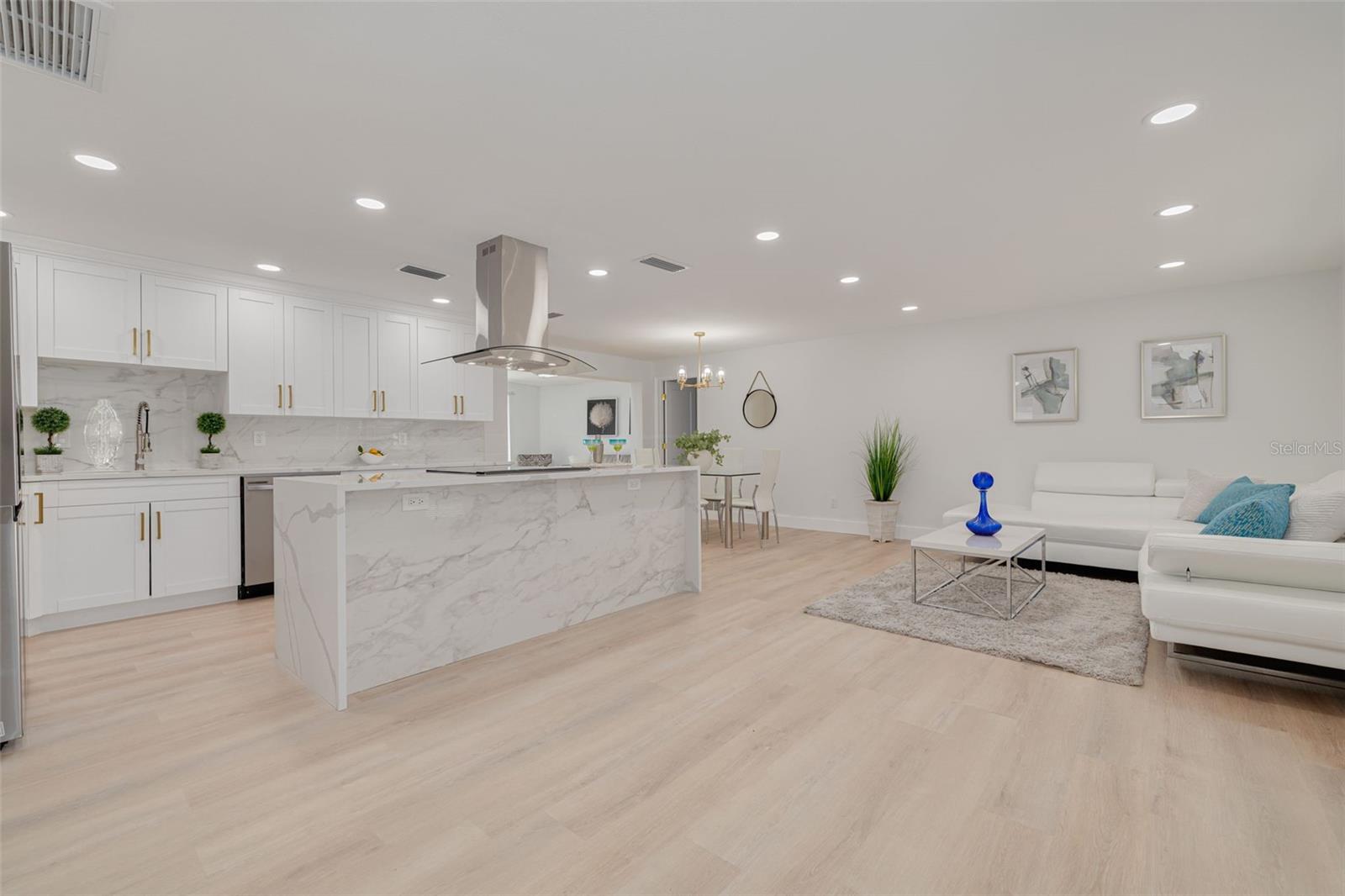 Image 4 of 26 For 11296 115th Street