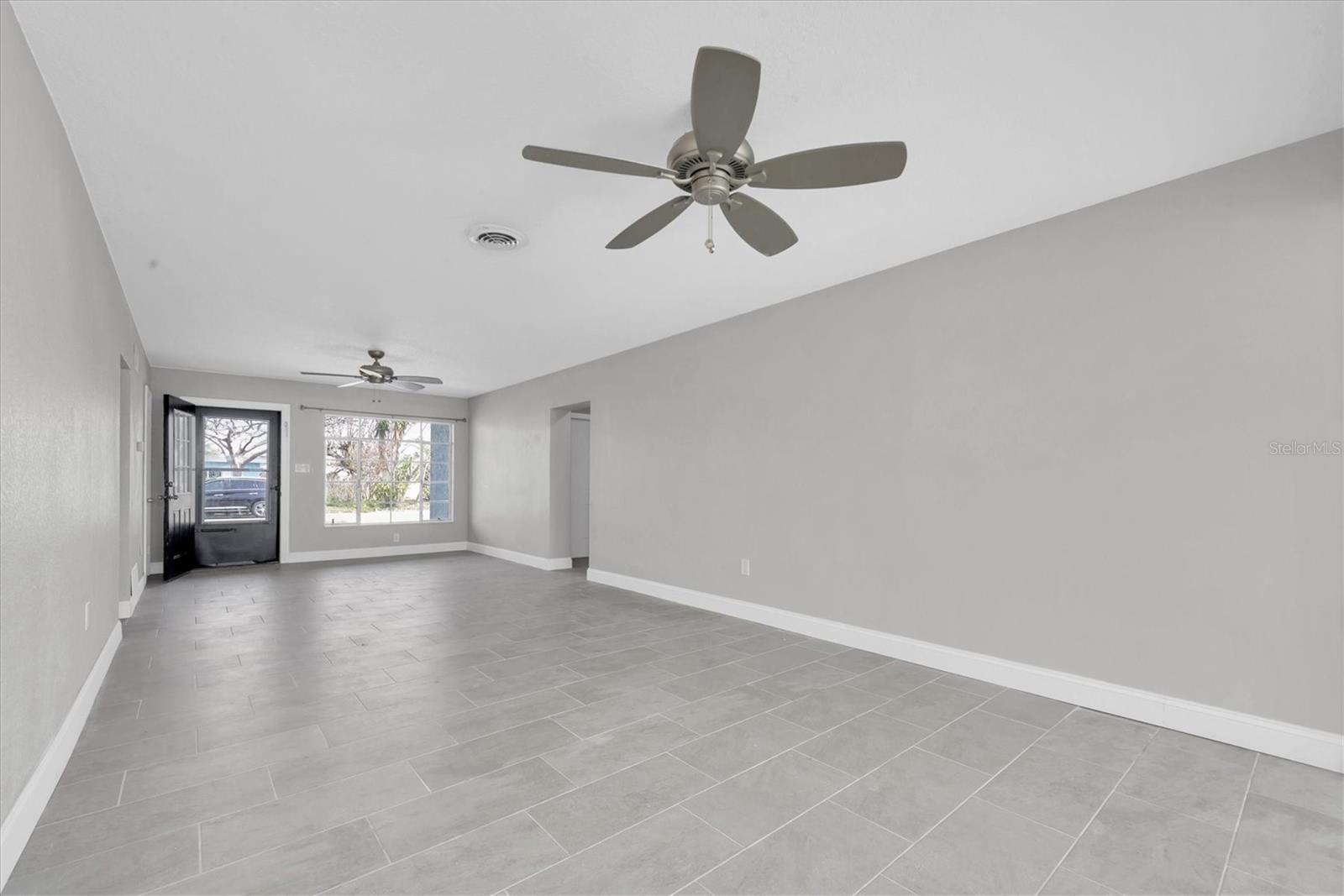 Image 4 of 49 For 404 Normandy Road