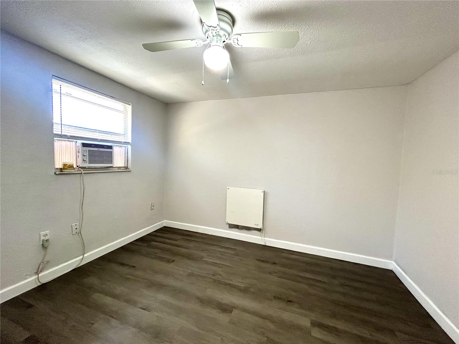 Image 18 of 22 For 8216 Krag Drive