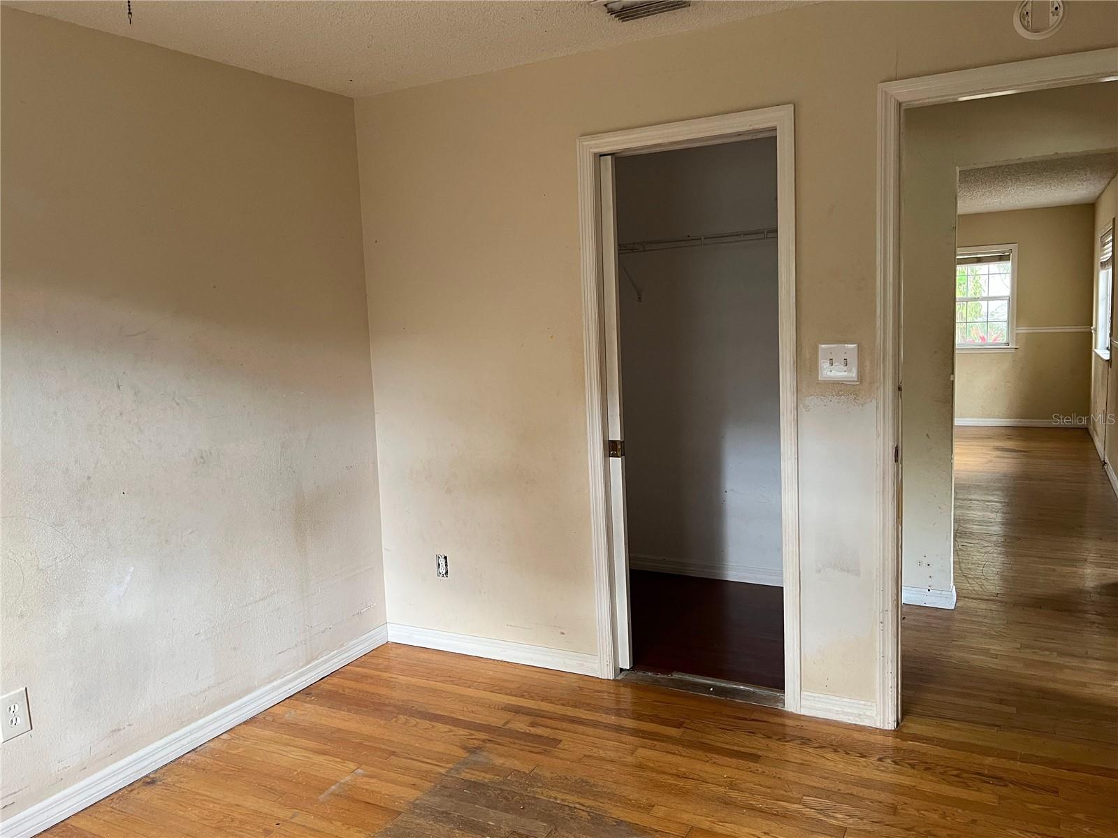Image 14 of 28 For 403 Carolina Avenue