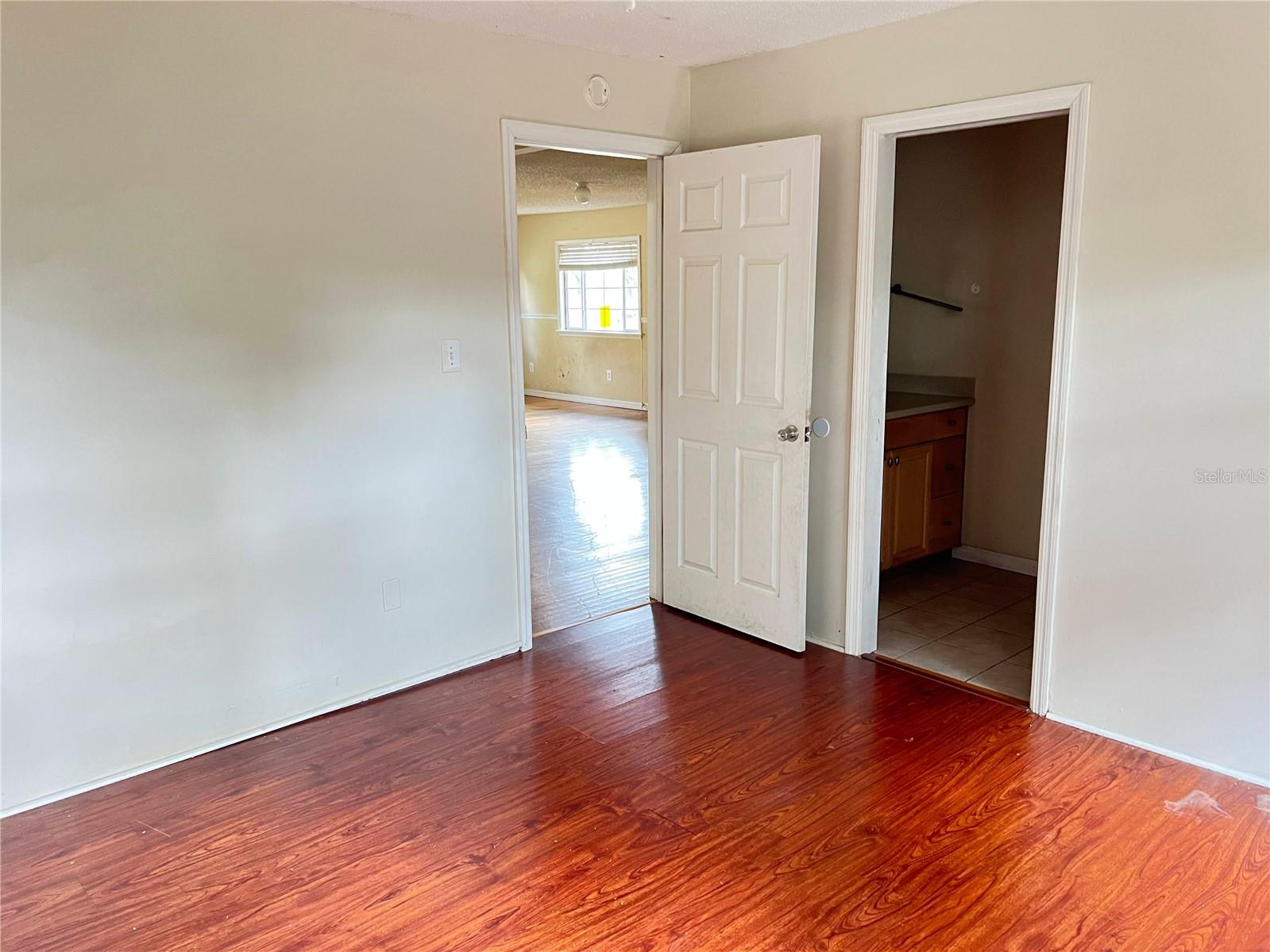 Image 18 of 28 For 403 Carolina Avenue
