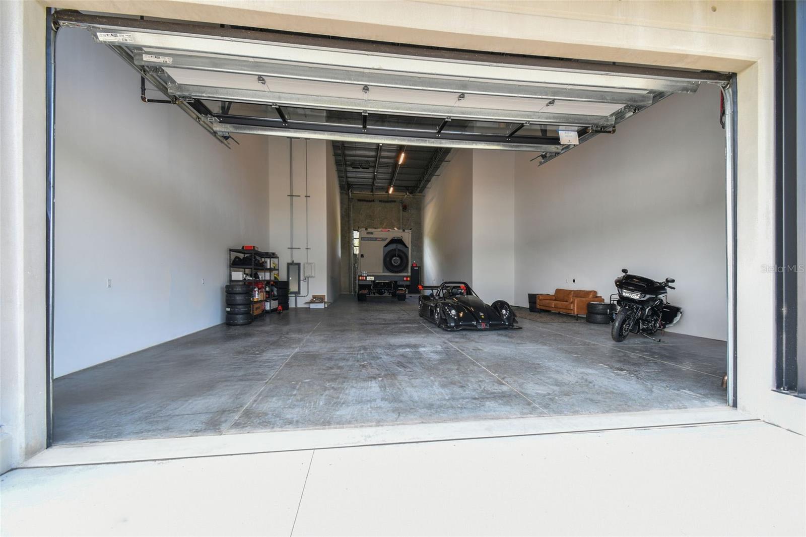 Image 13 of 32 For 6500 Motor Enclave Way 1103