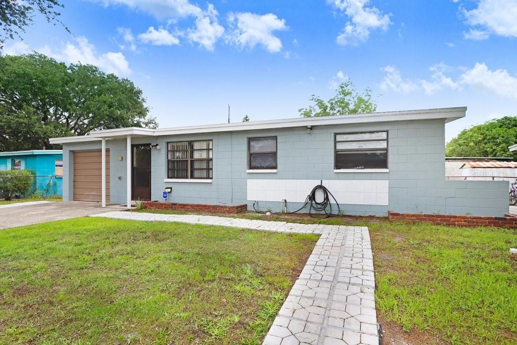 Image 2 of 16 For 660 11th Avenue N