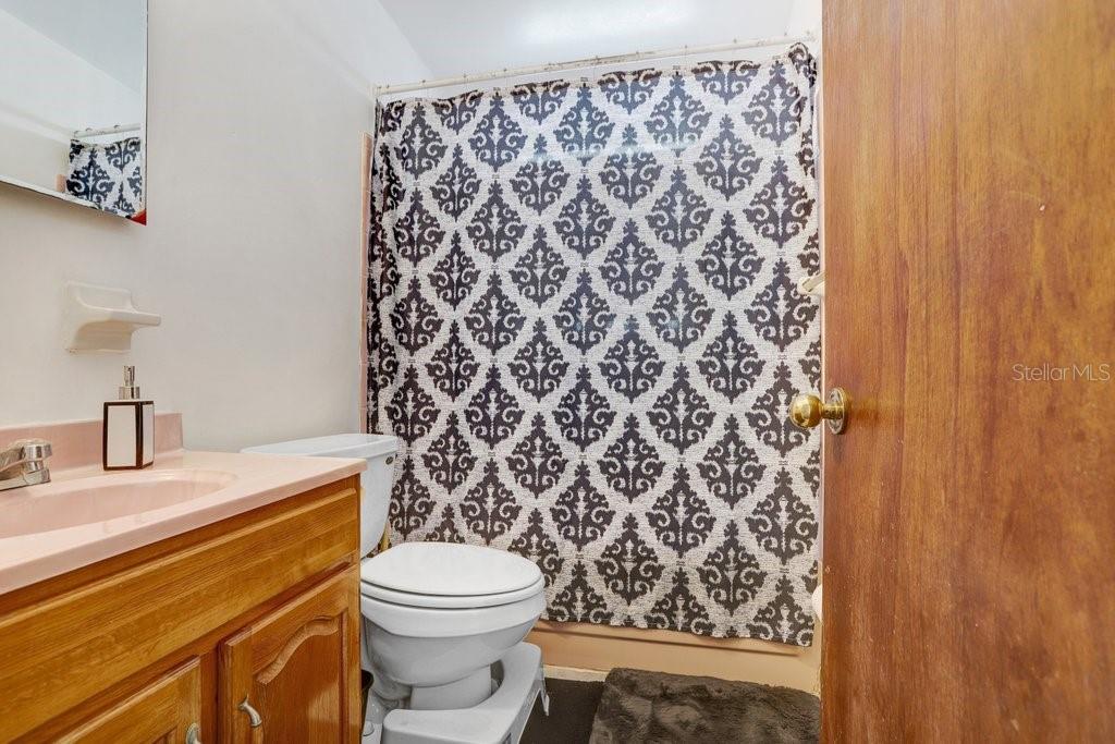 Image 8 of 16 For 660 11th Avenue N