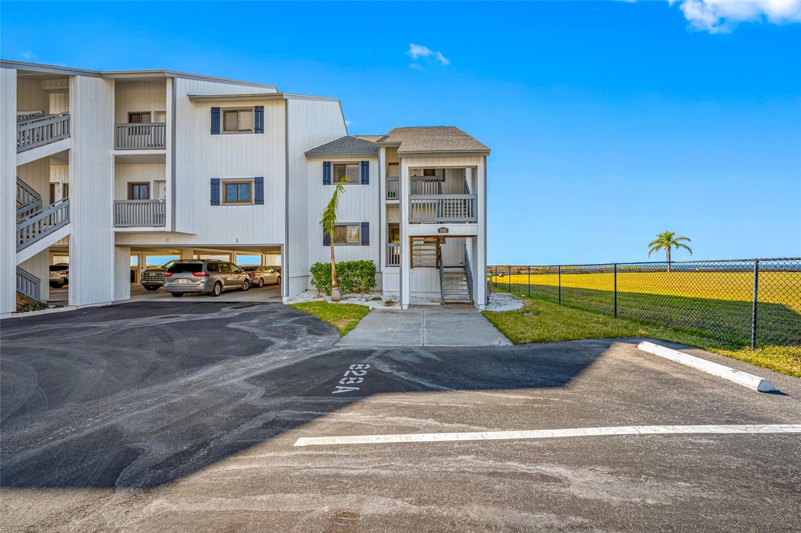 Image 10 of 50 For 828 Bahia Del Sol Drive 59