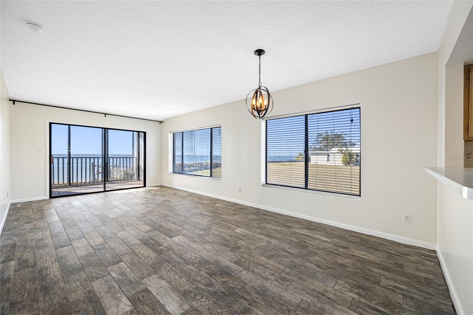 Image 8 of 50 For 828 Bahia Del Sol Drive 59