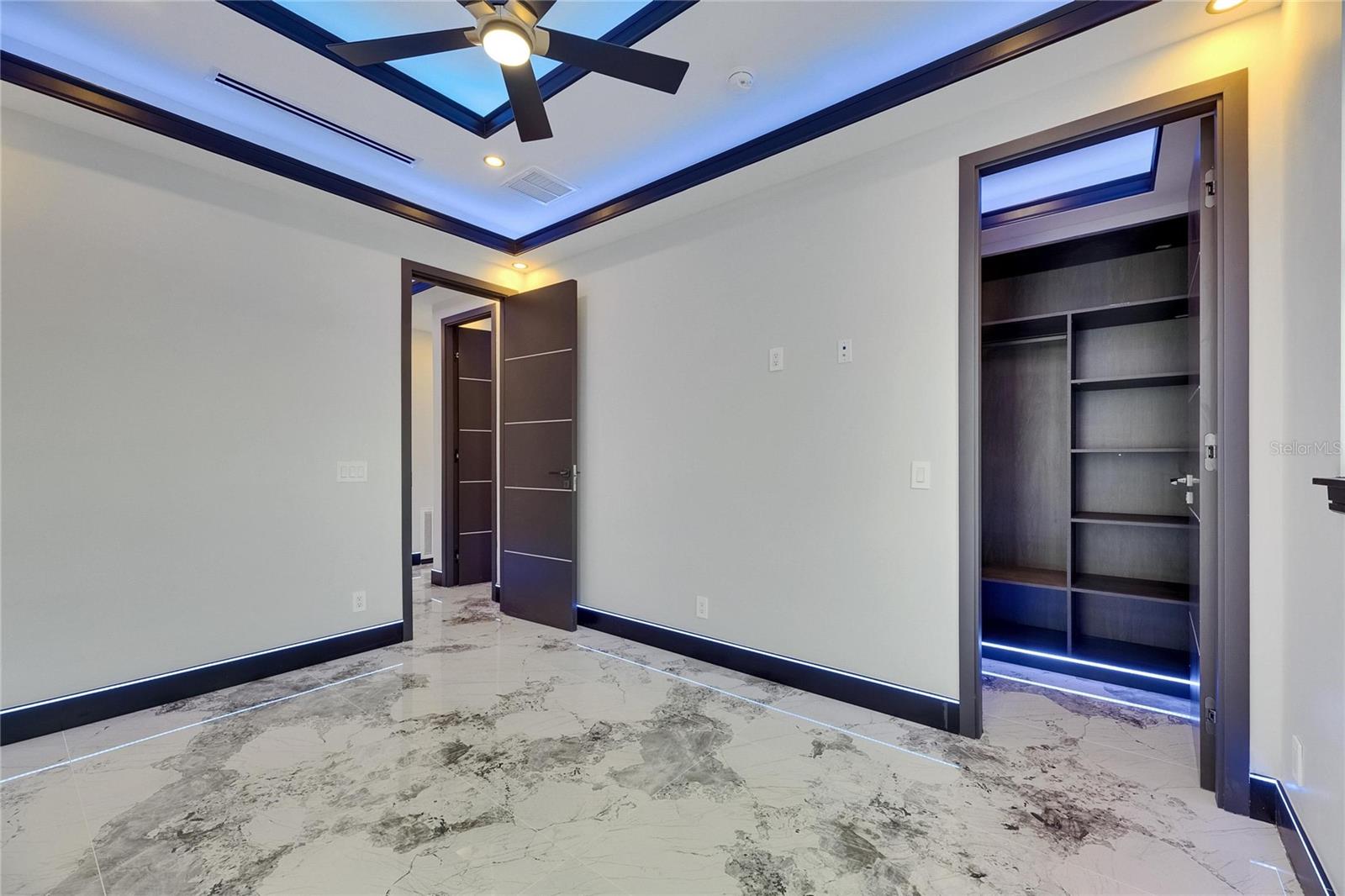 Image 67 of 90 For 6522 Simone Shores Circle