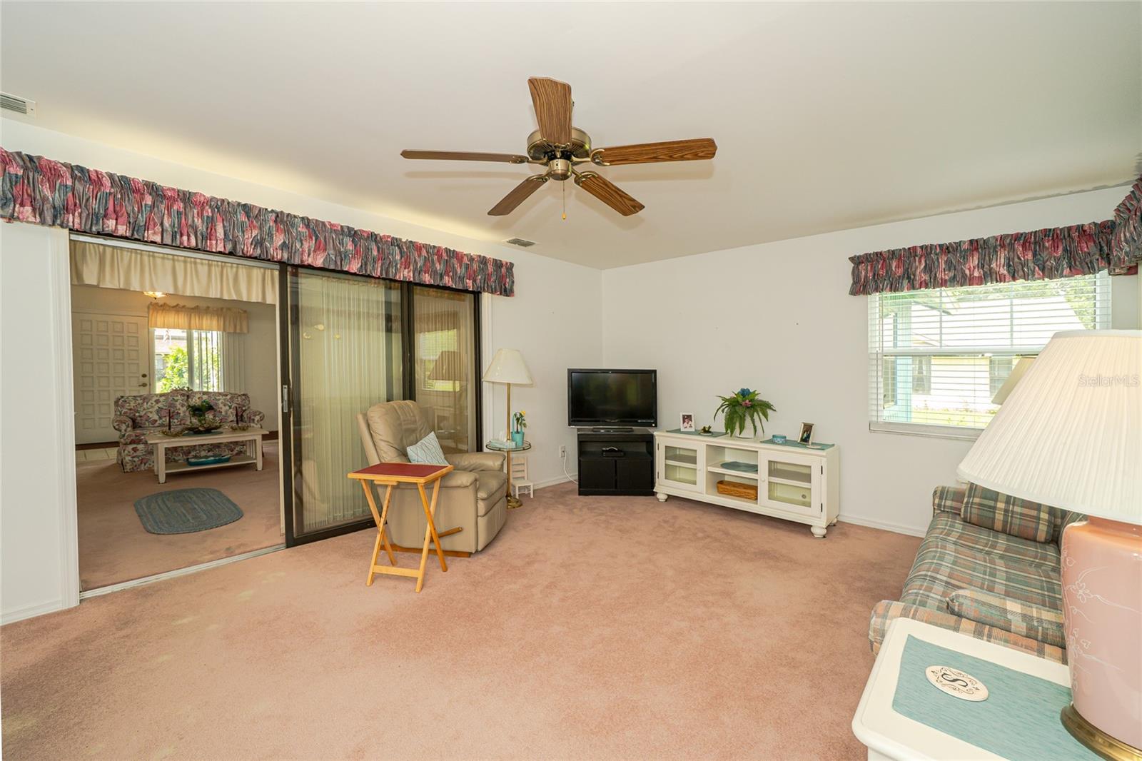 Image 15 of 44 For 34507 Cedarfield Drive