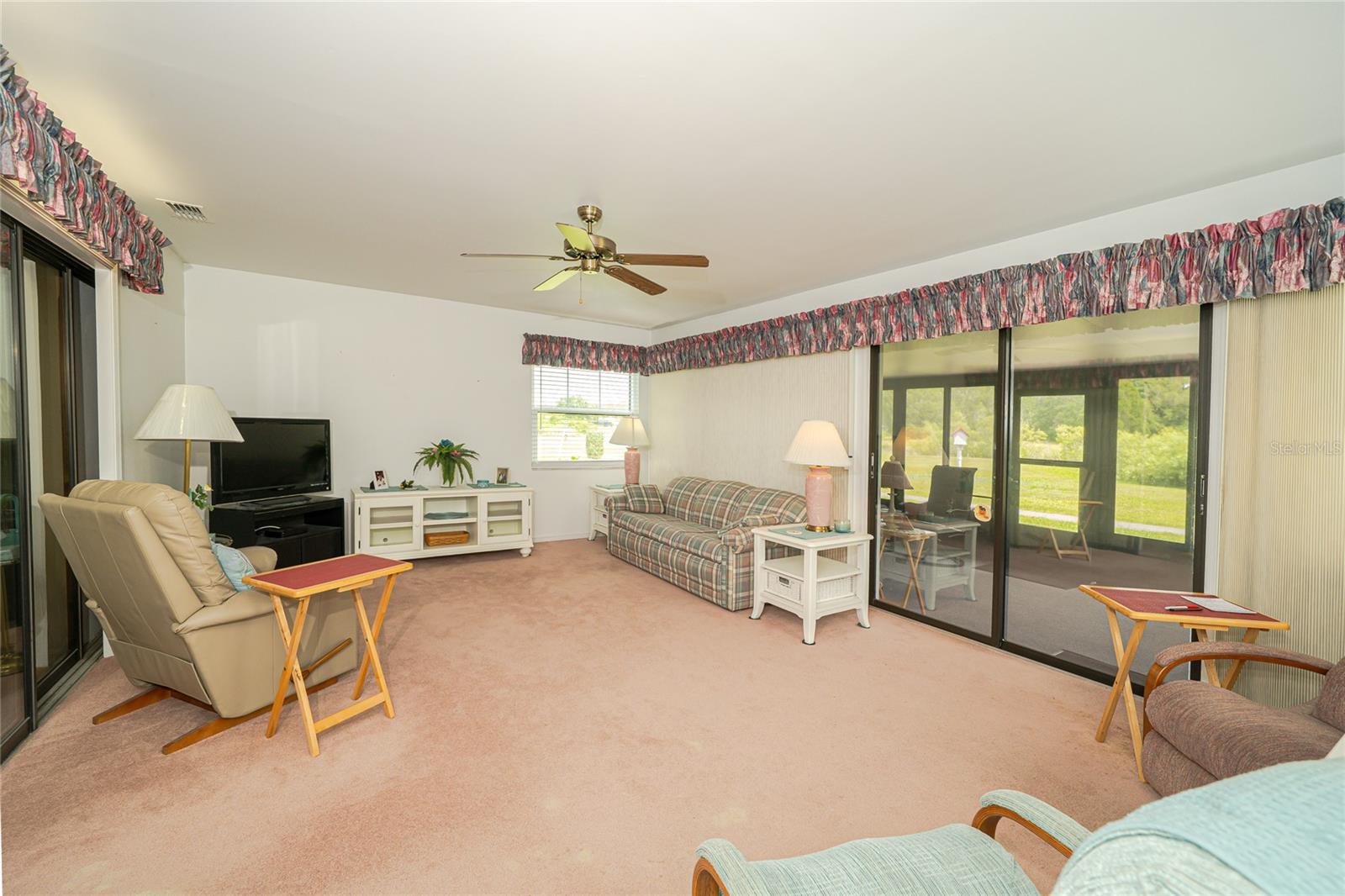 Image 16 of 44 For 34507 Cedarfield Drive