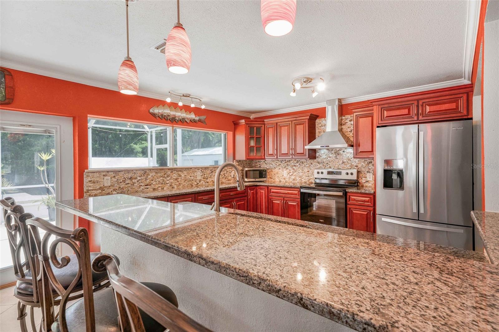 Image 18 of 73 For 1123 Waterview Drive