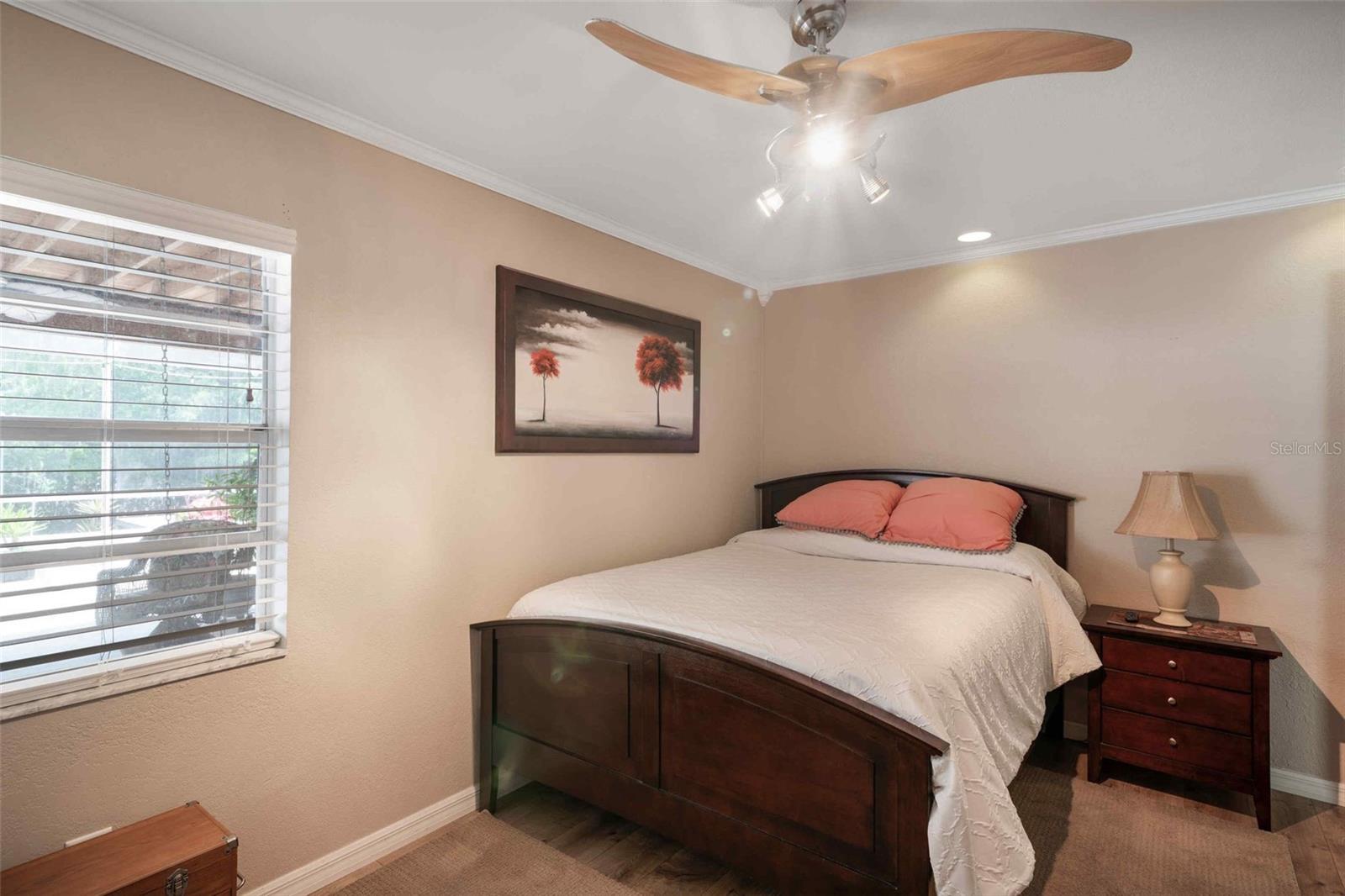 Image 36 of 73 For 1123 Waterview Drive
