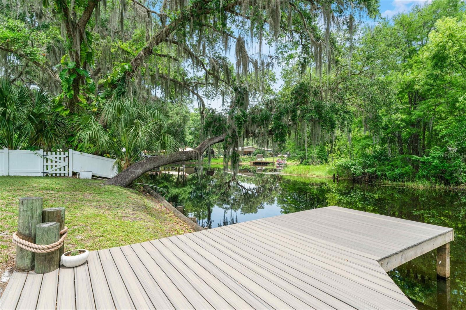 Image 9 of 73 For 1123 Waterview Drive