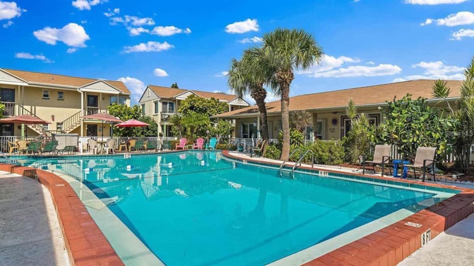 Image 7 of 10 For 14141 Gulf Boulevard 5