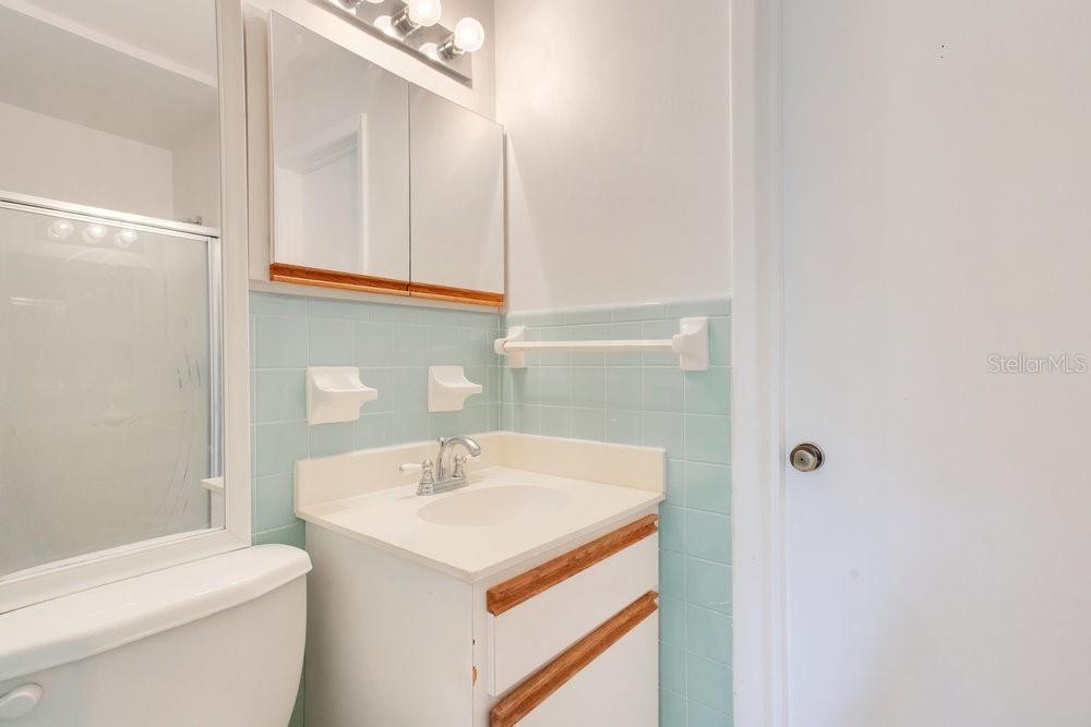 Image 16 of 31 For 1511 Avenue F Ne